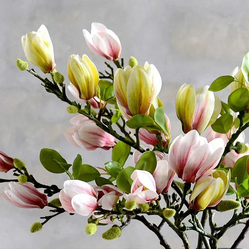 BowLift | SilkSplendor - Life-like artificial magnolia branches