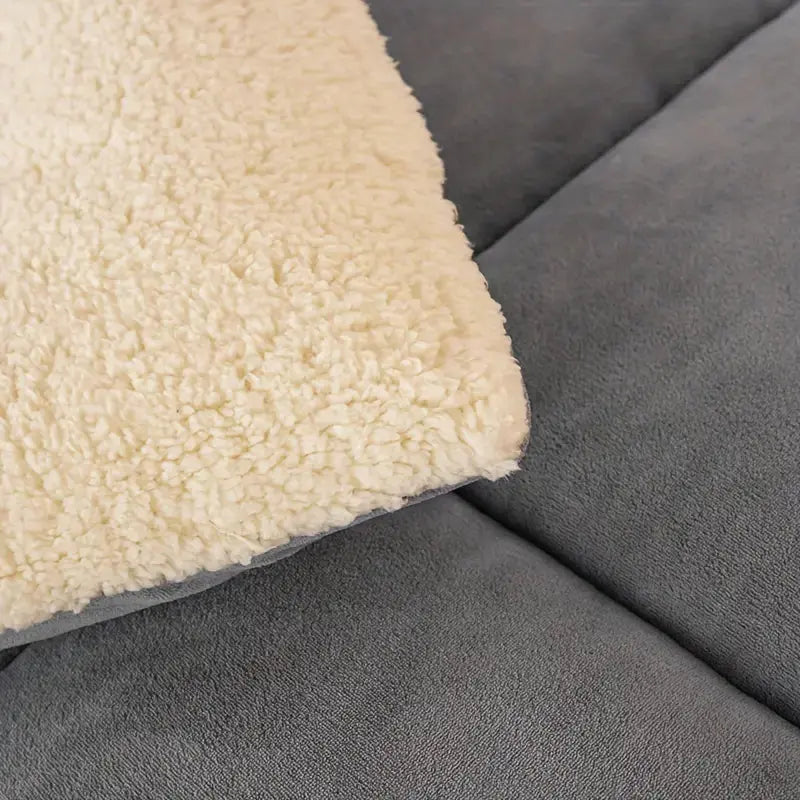 BowLift | Lamb velvet bedspread – Luxurious, Warm, and Stylish