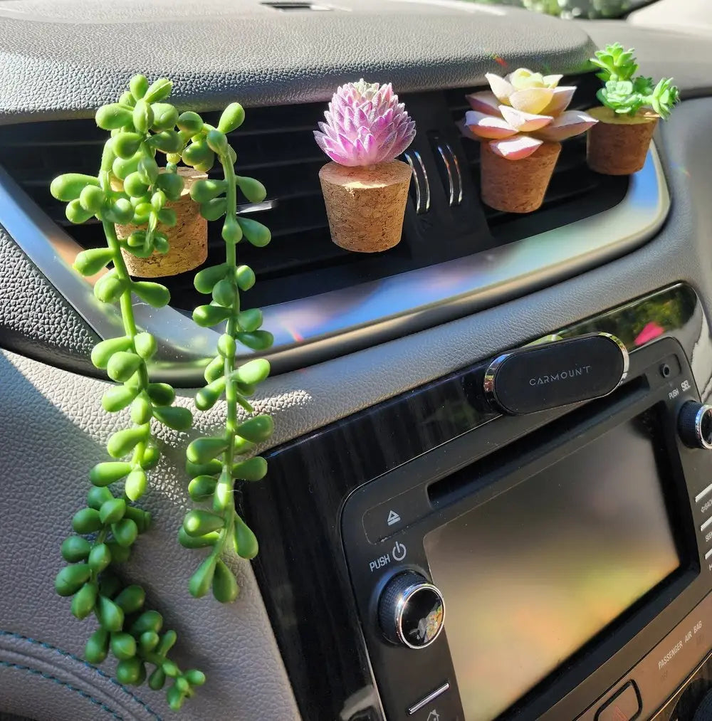 BowLift | Ventilation Clip with Fragrance Set — Fresh Car Accessory made of Cork