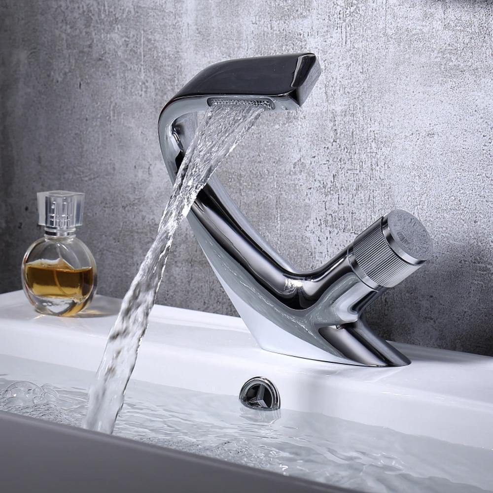 BowLift | AQUACASCADE Basin Tap – Modern Waterfall Bathroom Mixer Tap in Solid Brass