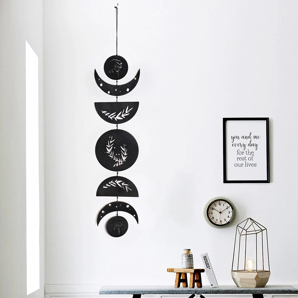 BowLift | Moon Phase Garland Wall Decoration