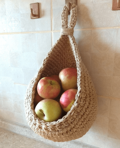 BowLift | Hanging jute basket for storage in the kitchen