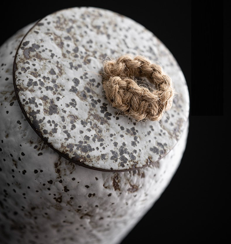 BowLift | Air-tight Coffee Container made of Ceramic