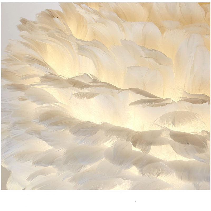 BowLift | Feather Table Lamp