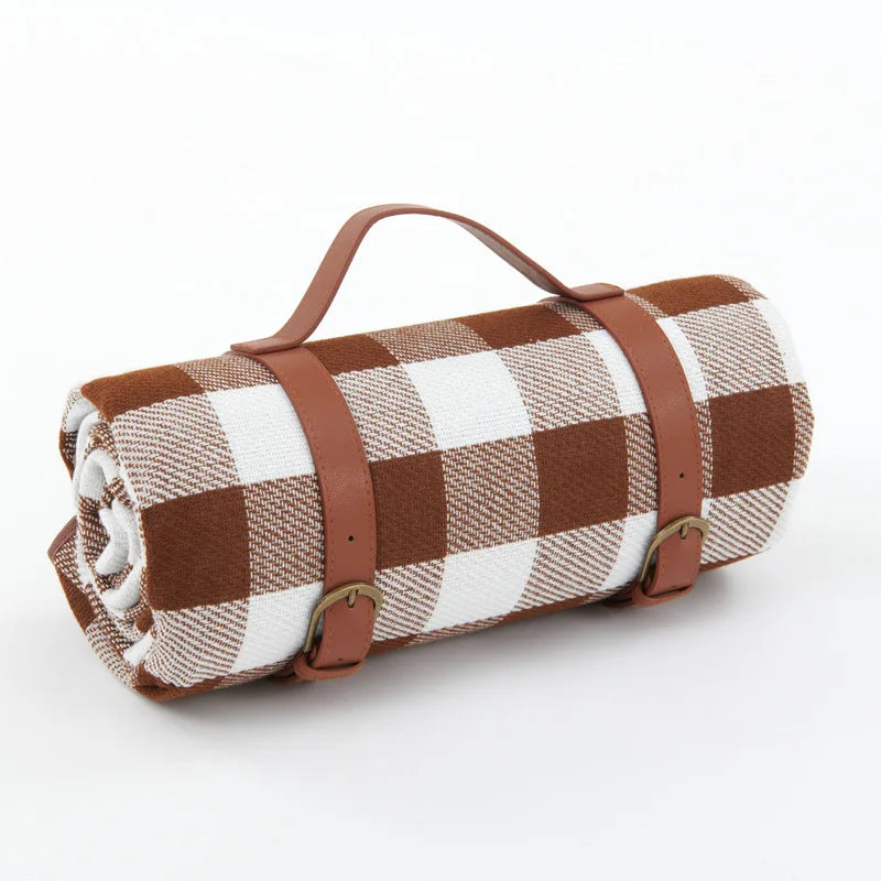 BowLift | Foldable Waterproof Plaid Picnic Blanket for Outdoor Adventures