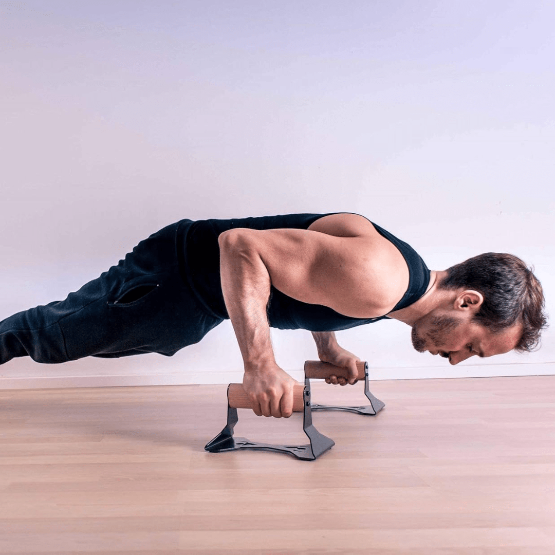 BowLift | Ergonomic wooden parallettes for safe push-up training
