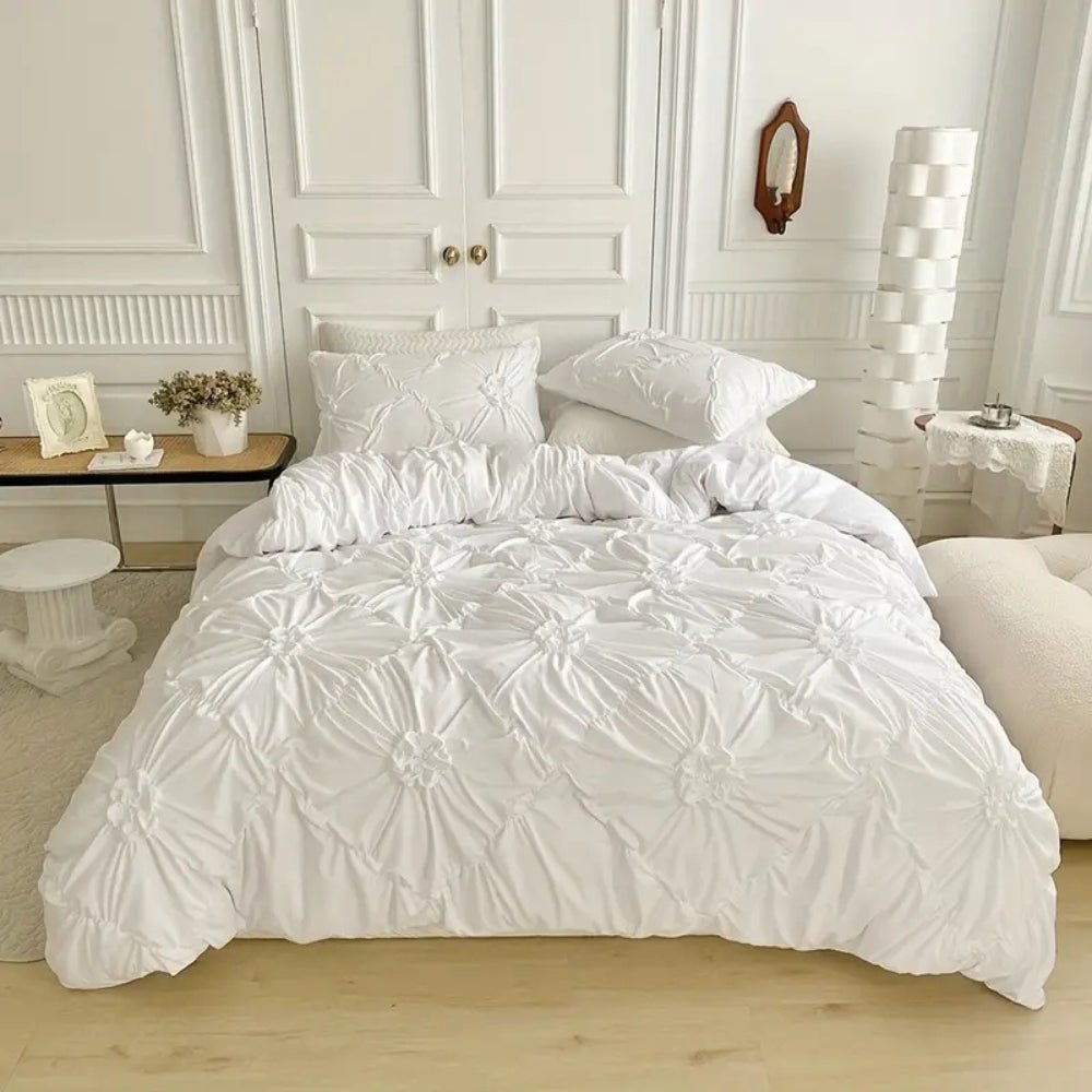 BowLift | Elegant Ruffle Duvet Cover Set with Floral Pattern