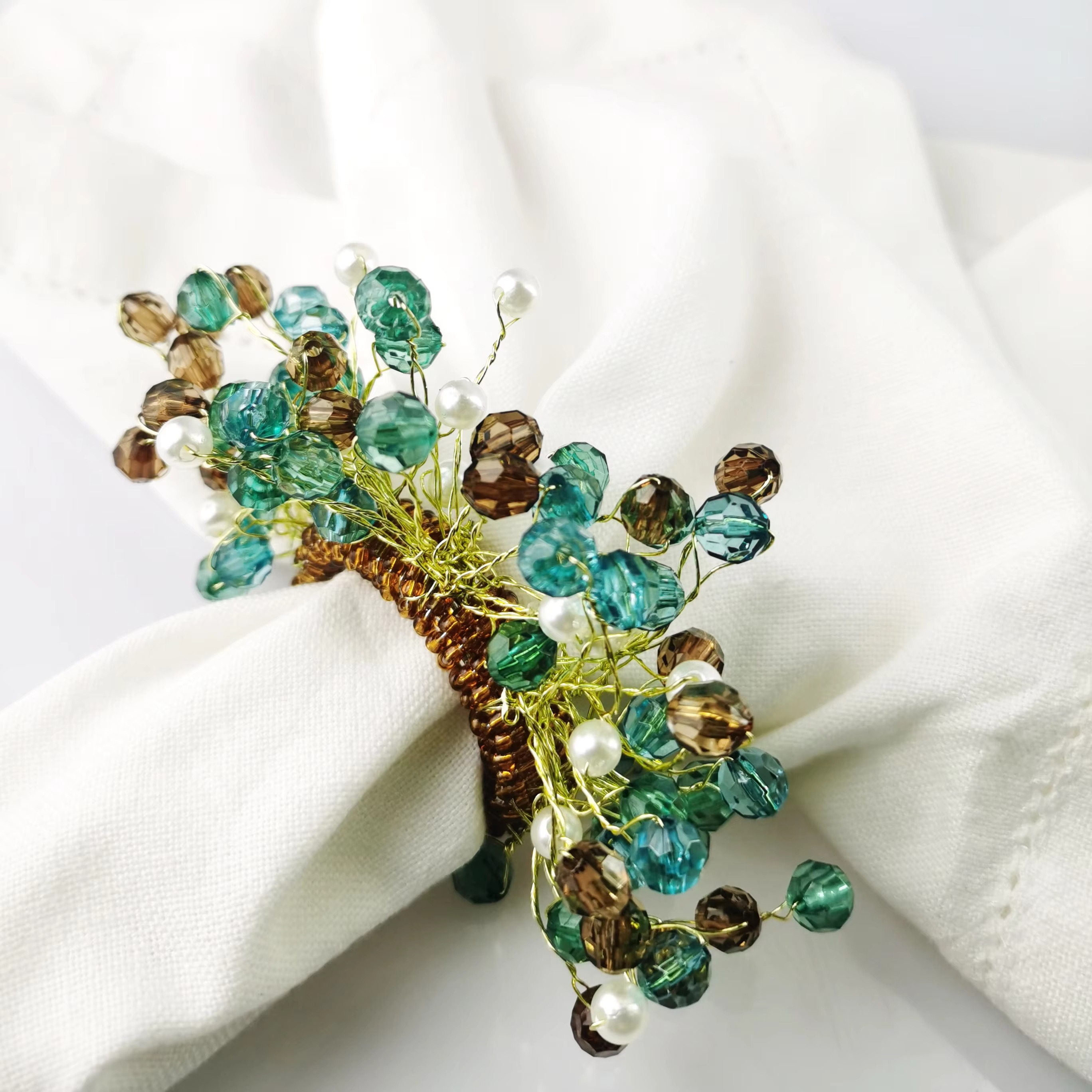 BowLift | Colorful Acrylic Bead Napkin Ring Set of 4