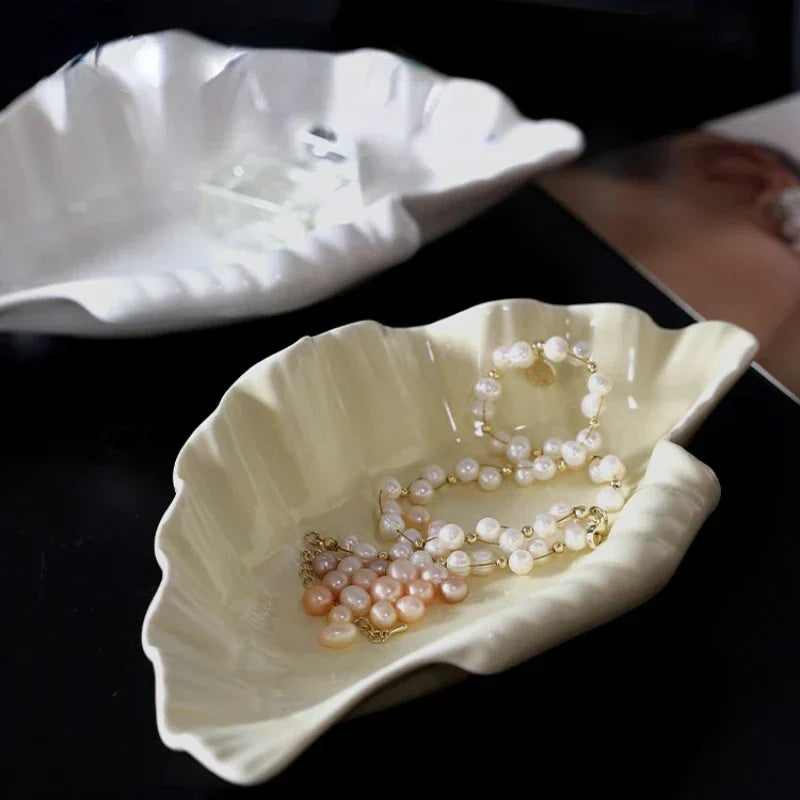 BowLift | Cream Ceramic Shell Plate