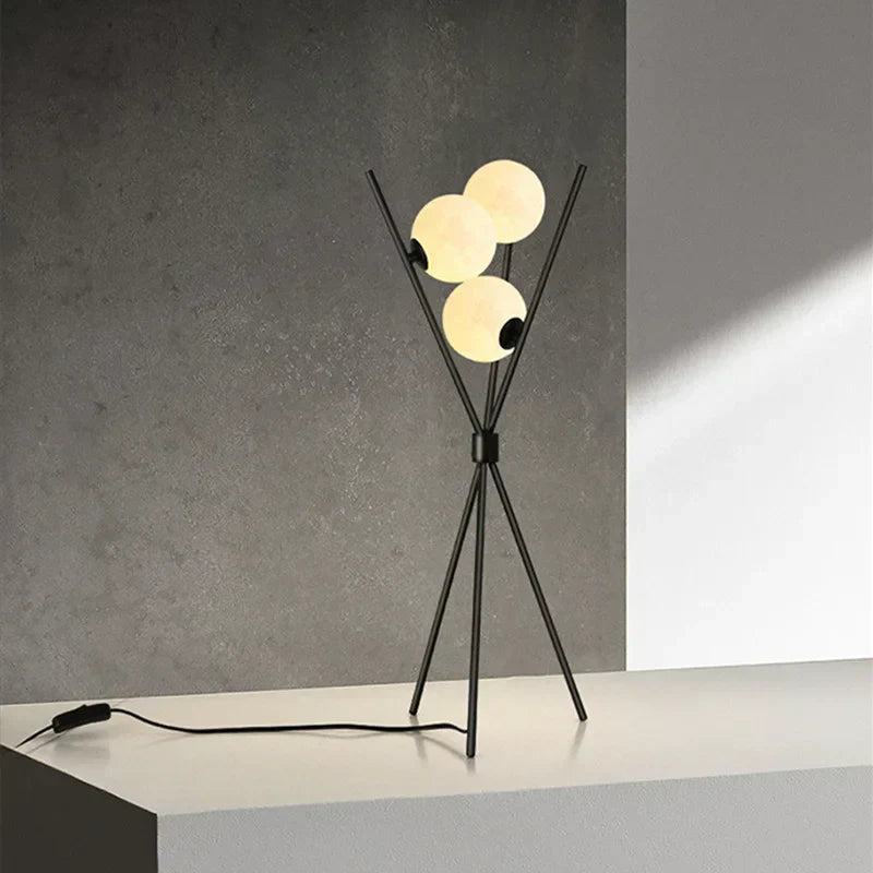 BowLift | LunaGlow 3D Moon Floor Lamp modern design with tripod LED!
