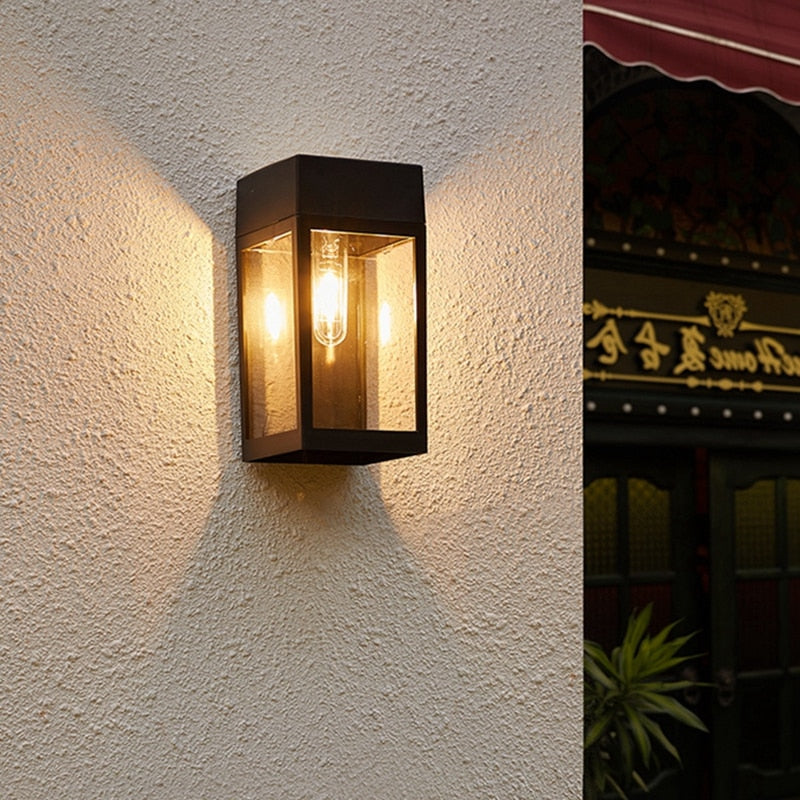 BowLift | GlowHaven – Wall Lamp for Garden Fences with Inviting Light
