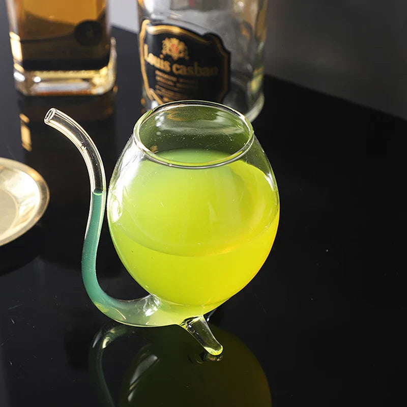 BowLift | Elegant Curved Art-Inspired Cocktail Glass