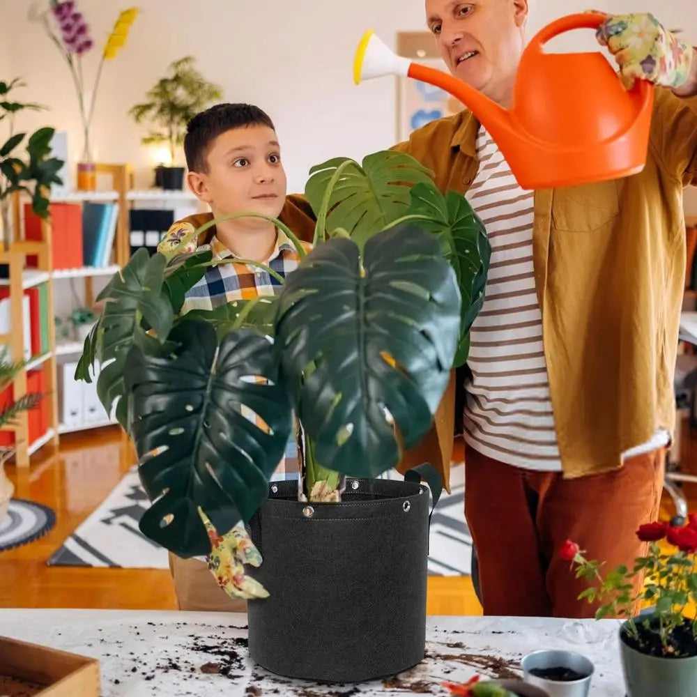 BowLift | Felt plant sack with carrying handles – Breathable and durable for garden plants and flowers