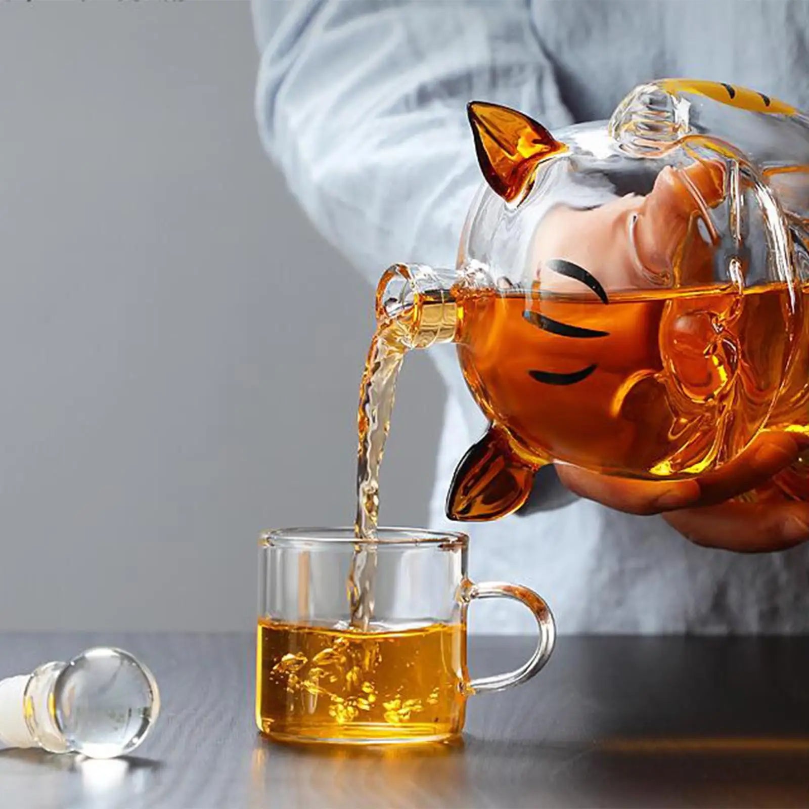 BowLift | Cat Shaped Glass Decanter Glass Holder with Stopper Bottle Drinkware Dispenser Carafe 1000ml for Dining Party Decoration Gift