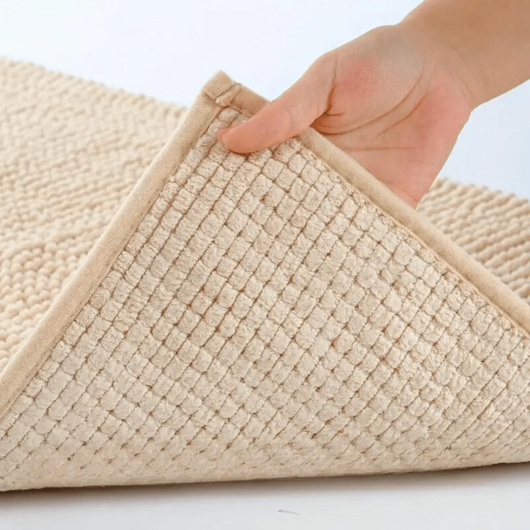 BowLift | Chenille Bath Mat with Non-Slip Backing