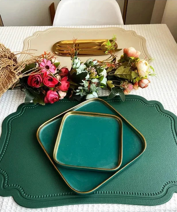 BowLift | Zachary Placemat