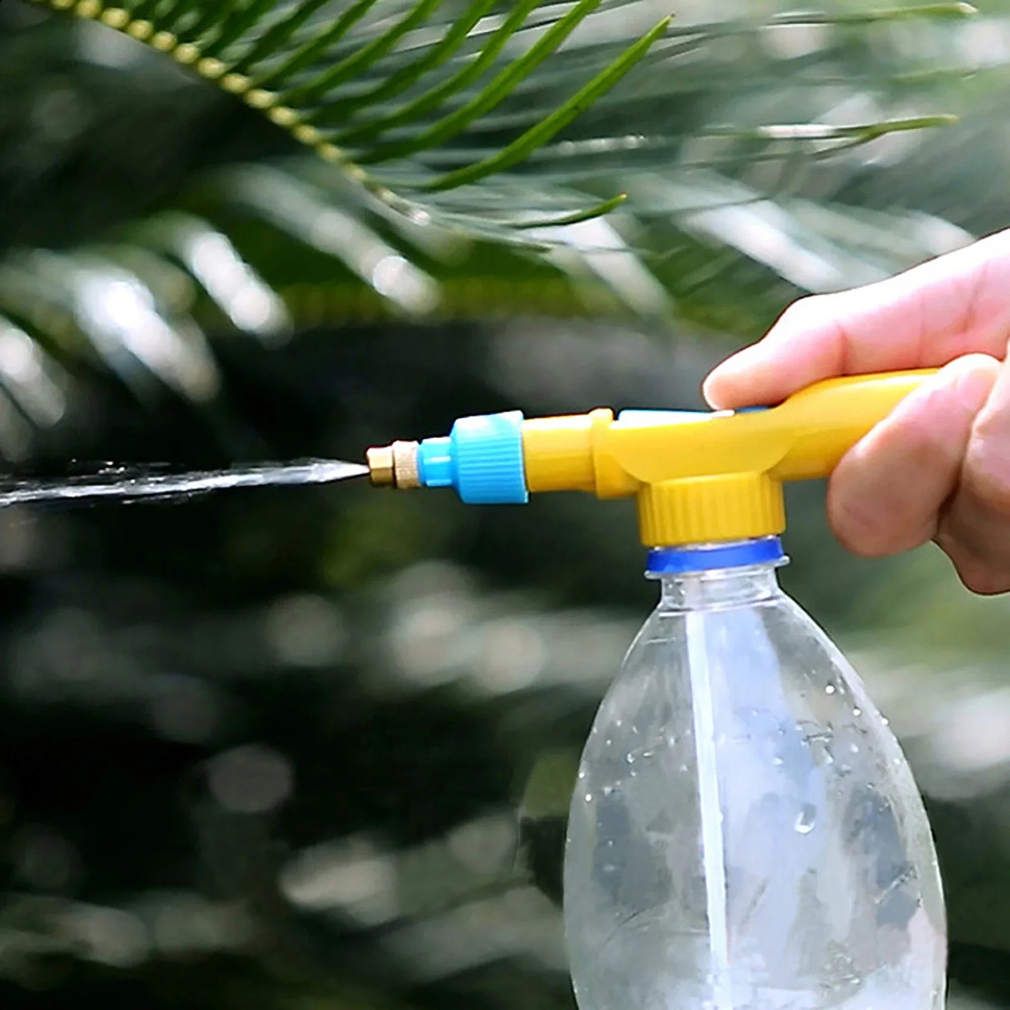 BowLift | Adjustable Spray Bottle Air Pump – Compact, Lightweight Garden Sprayer