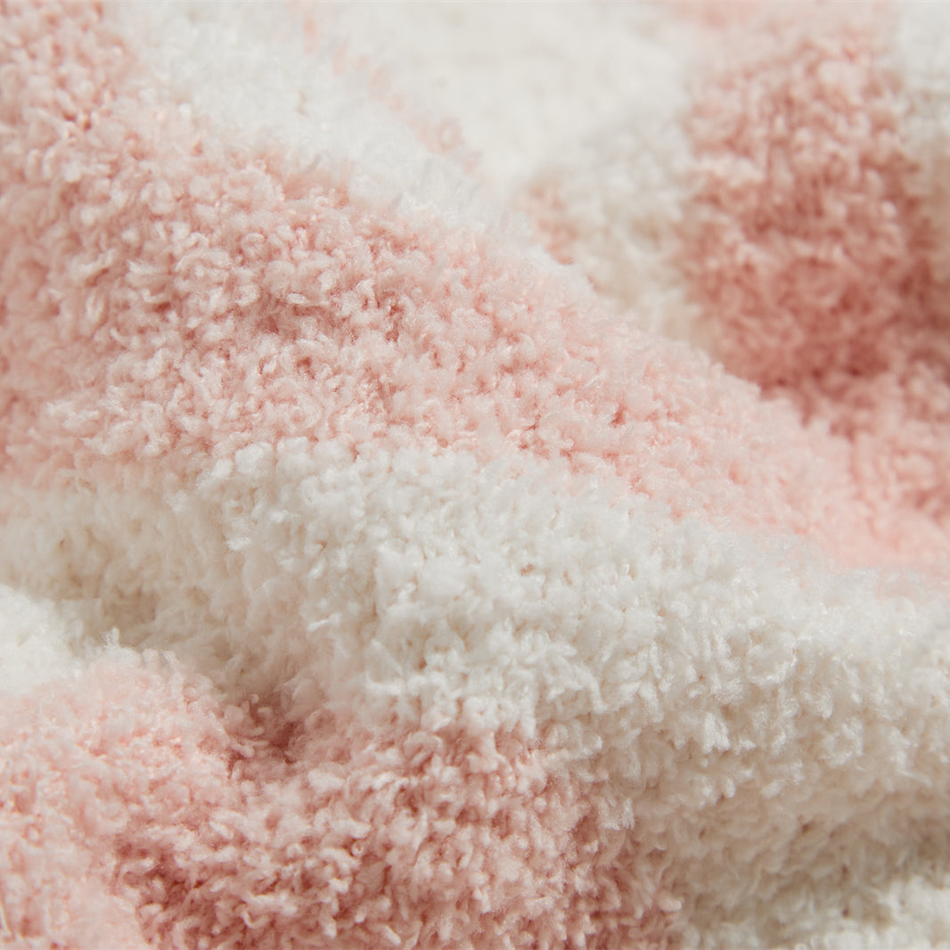 BowLift | Smiley Checked Blanket