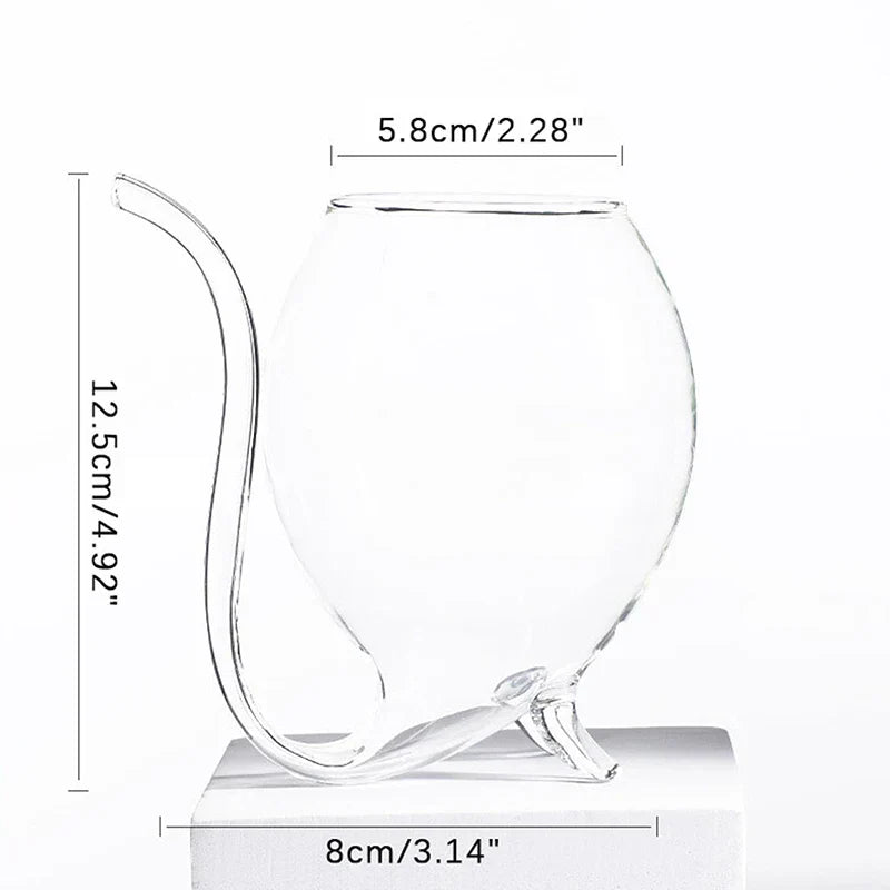 BowLift | Elegant Curved Art-Inspired Cocktail Glass