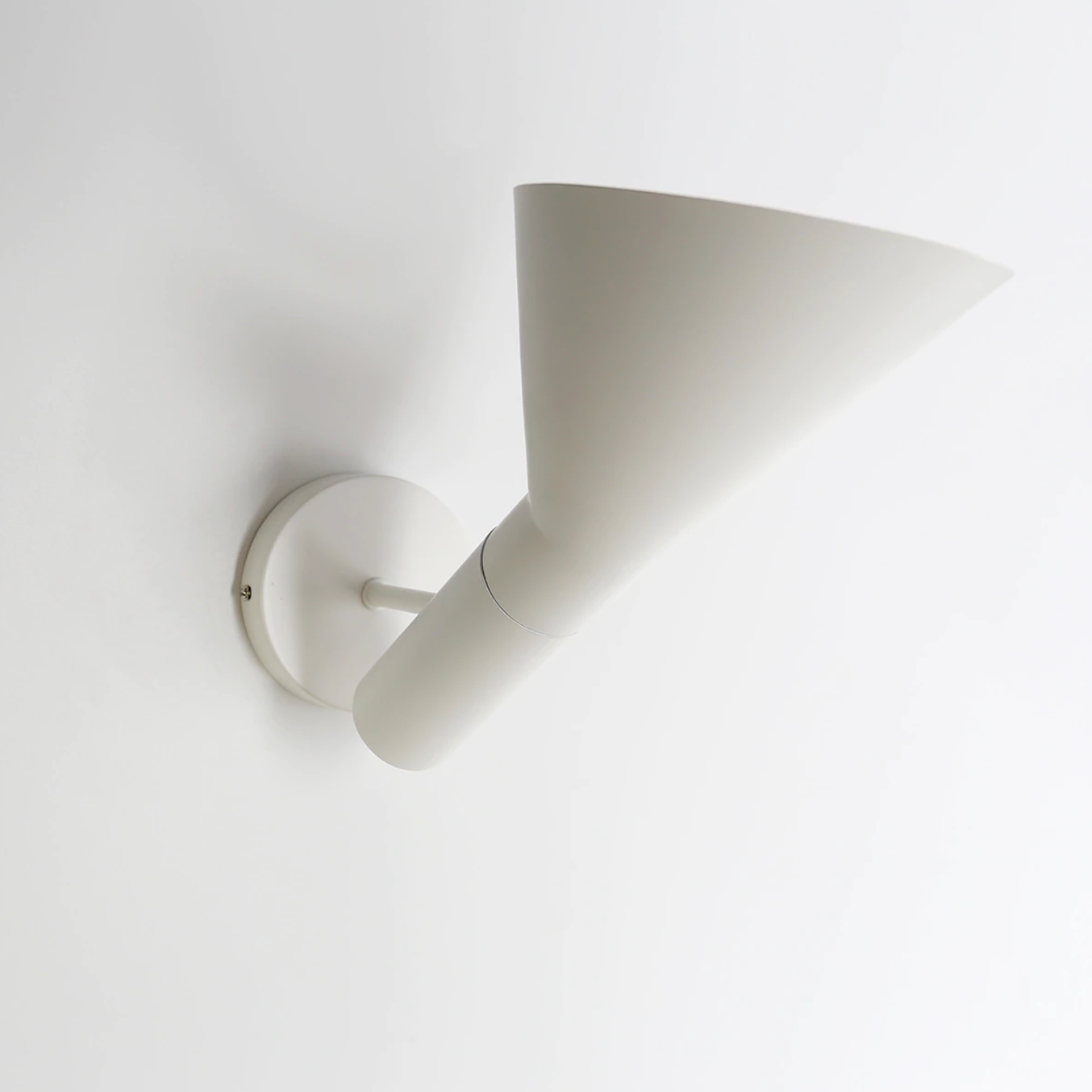 BowLift | Fine Design Lamp Series - Wall Lamp