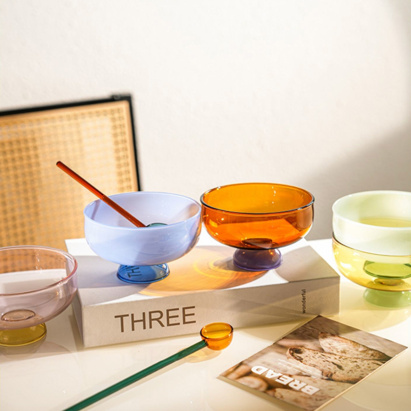 BowLift | Colorful borosilicate dessert bowl with spoon