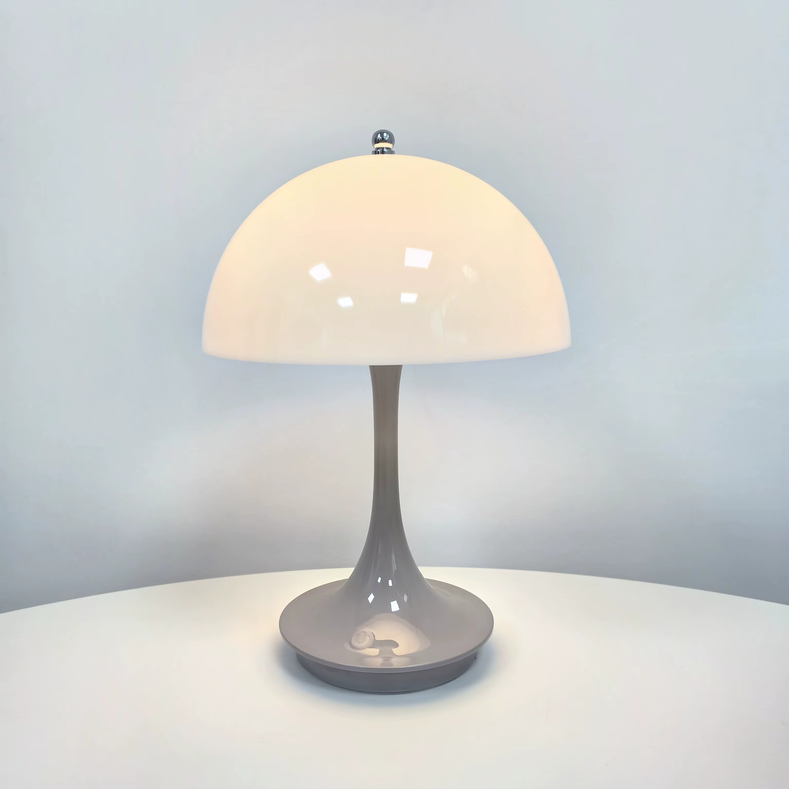 BowLift | Electaura Cordless LED Table Lamp