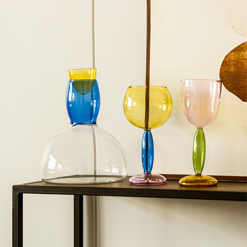 BowLift | Chalice and carafe made of colored glass by Phillips