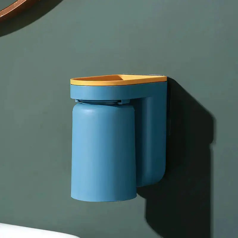 BowLift | Wall-mounted adhesive toothbrush holder – stress-free & tidy storage