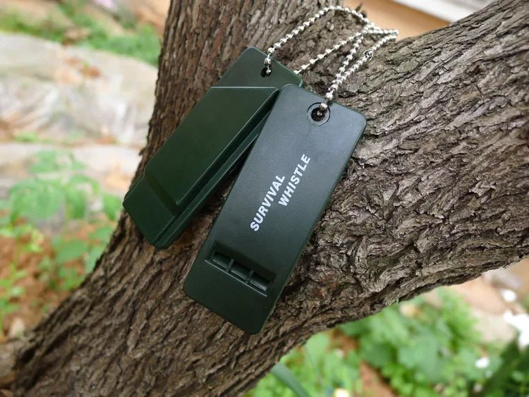 BowLift | High-decibel multi-tone whistle for camping & hiking
