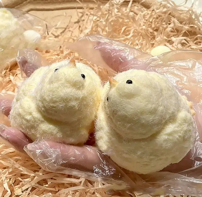 BowLift | Ultra-soft handmade chick – Stress relief squeeze toy