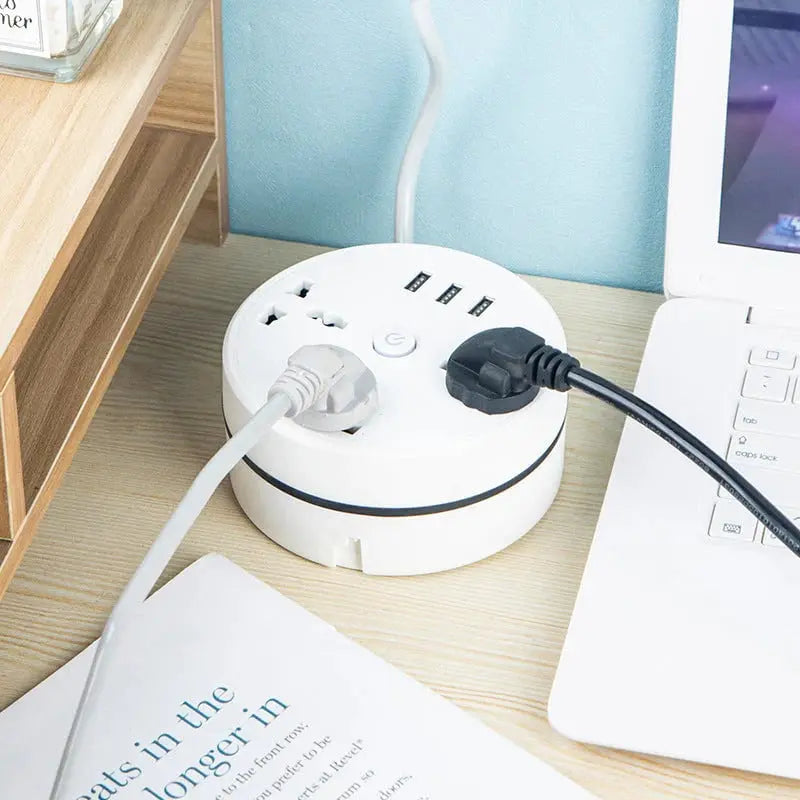 BowLift | Universal power strip with retractable cable & USB ports