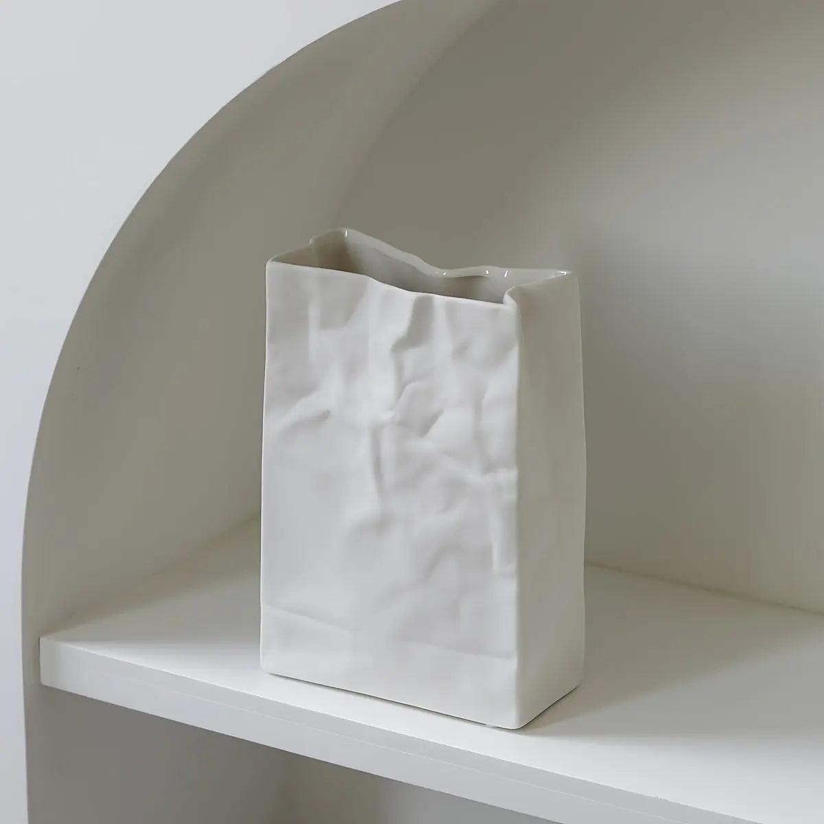 BowLift | PaperFlow - Stylish Paper Vase