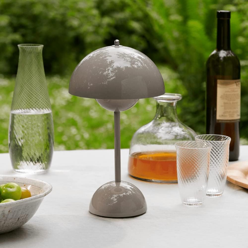 BowLift | LunarGlow - LED table lamp for a cozy interior