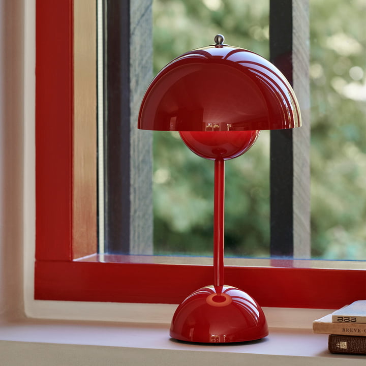 BowLift | Lunarglo | LED table lamp