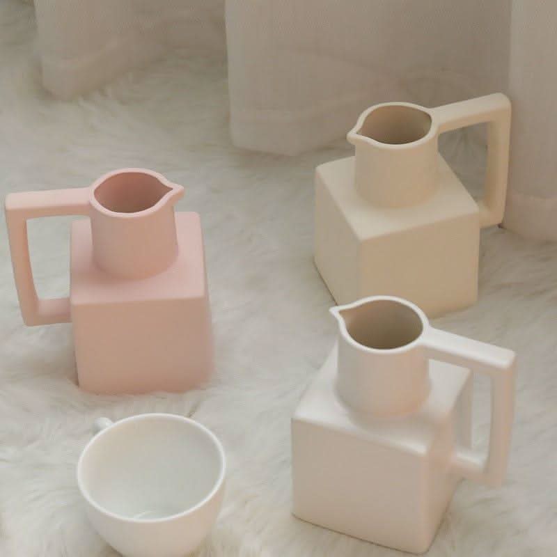 BowLift | AMALVIA – Elegant ceramic vase in Mediterranean style