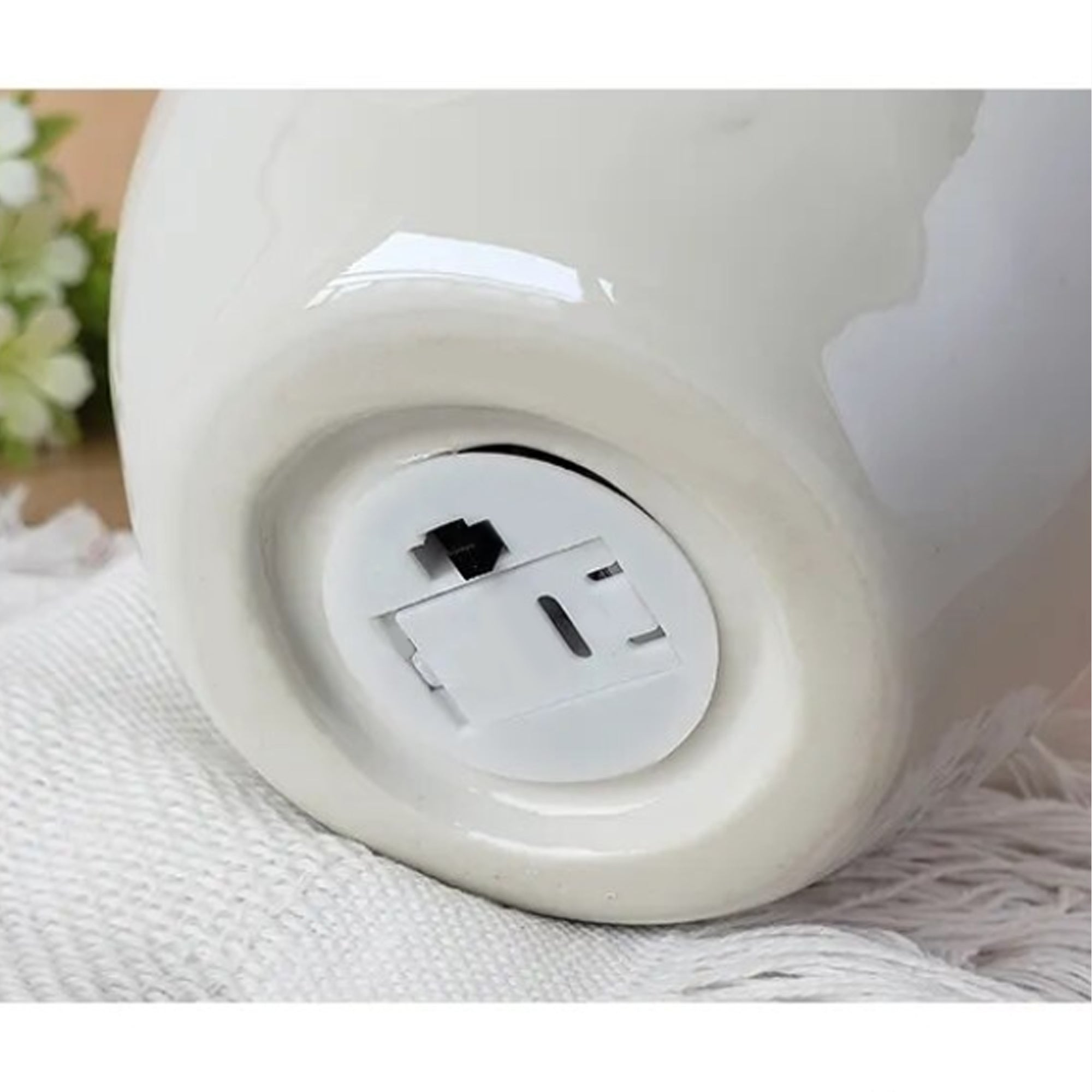 BowLift | Apple Translucent Nightstand Lamp