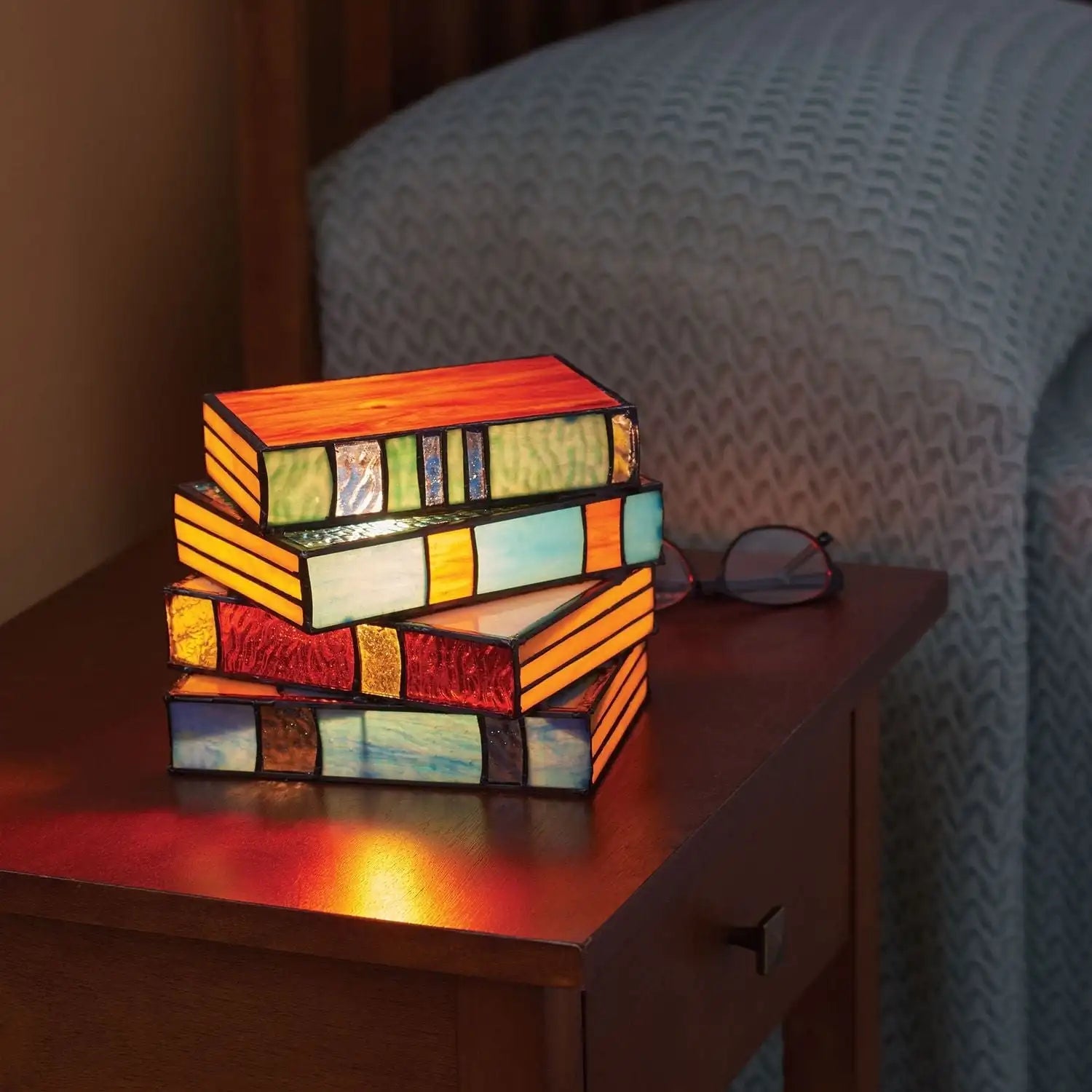 BowLift | Artistic Coloured Book Lamp - IllumiBook