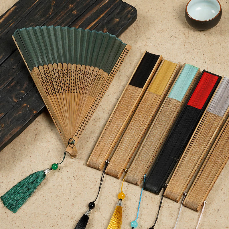 BowLift | Hand fan made of bamboo silk