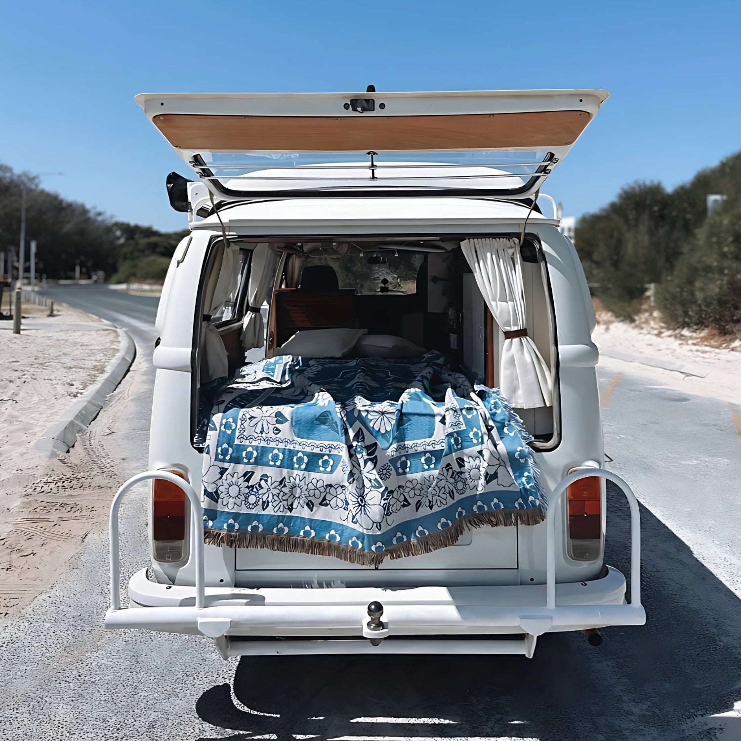 BowLift | Blue Daisy Bloom Boho Travel Outdoor Blanket