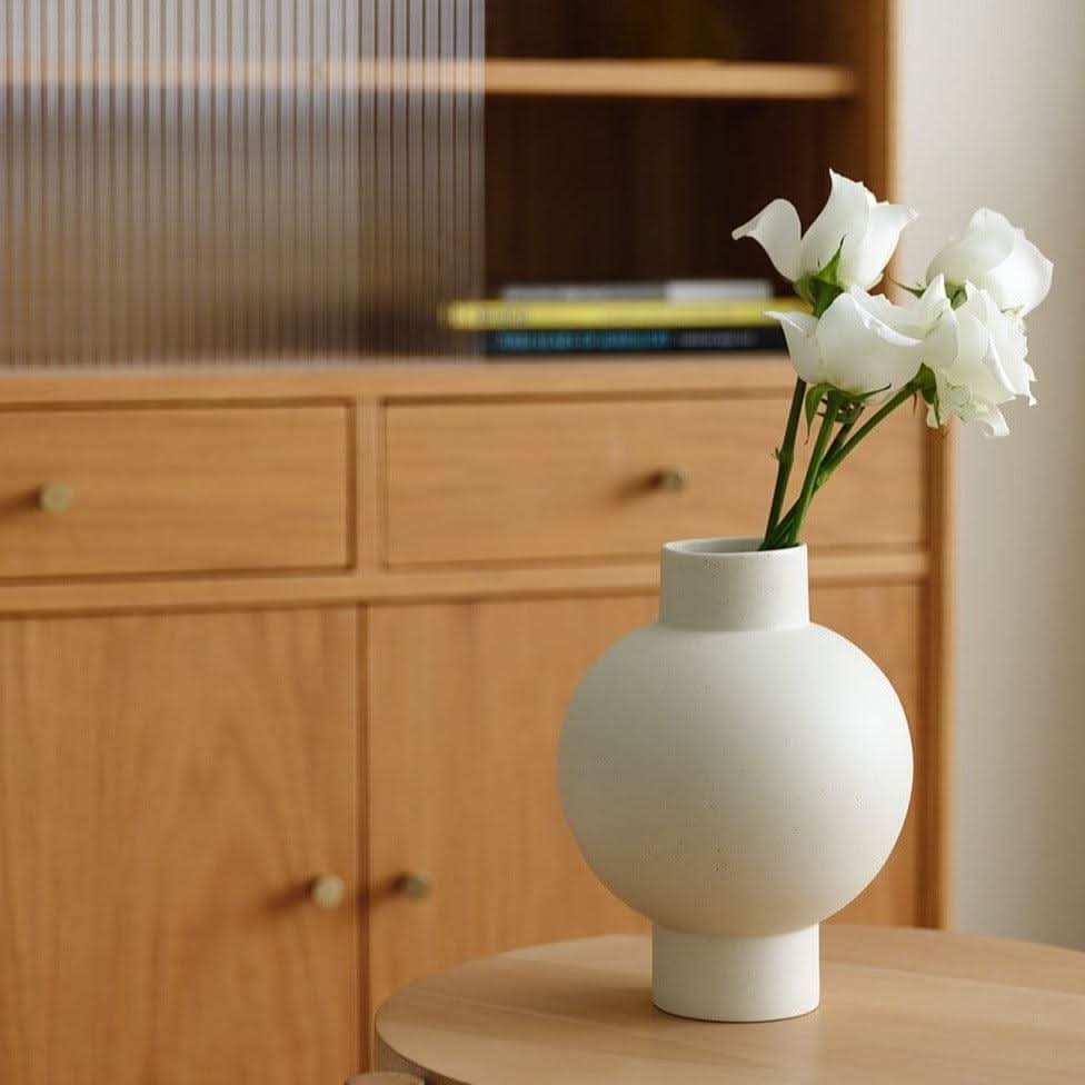 BowLift | BOSHA – Elegant ceramic vase for timeless aesthetics