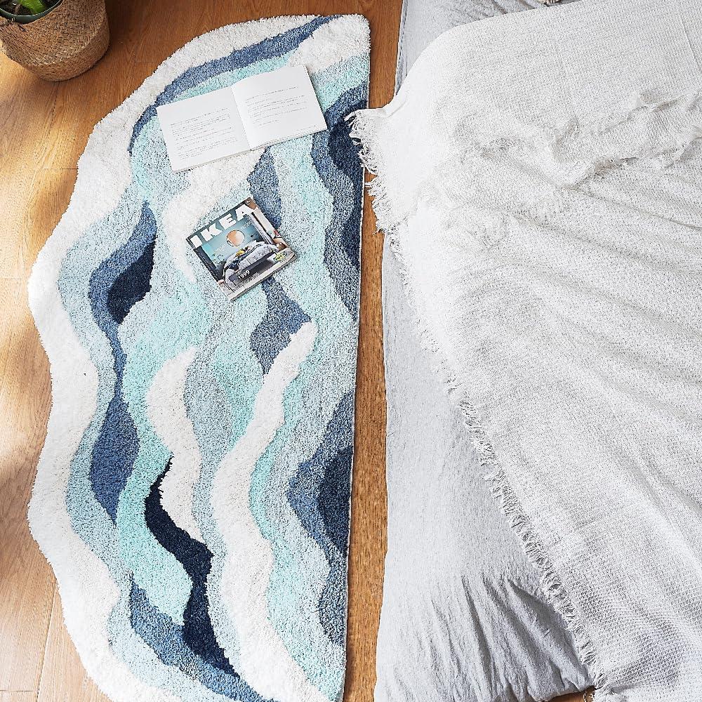 BowLift | Blue Waves Kids Non-Slip Bedroom Rug