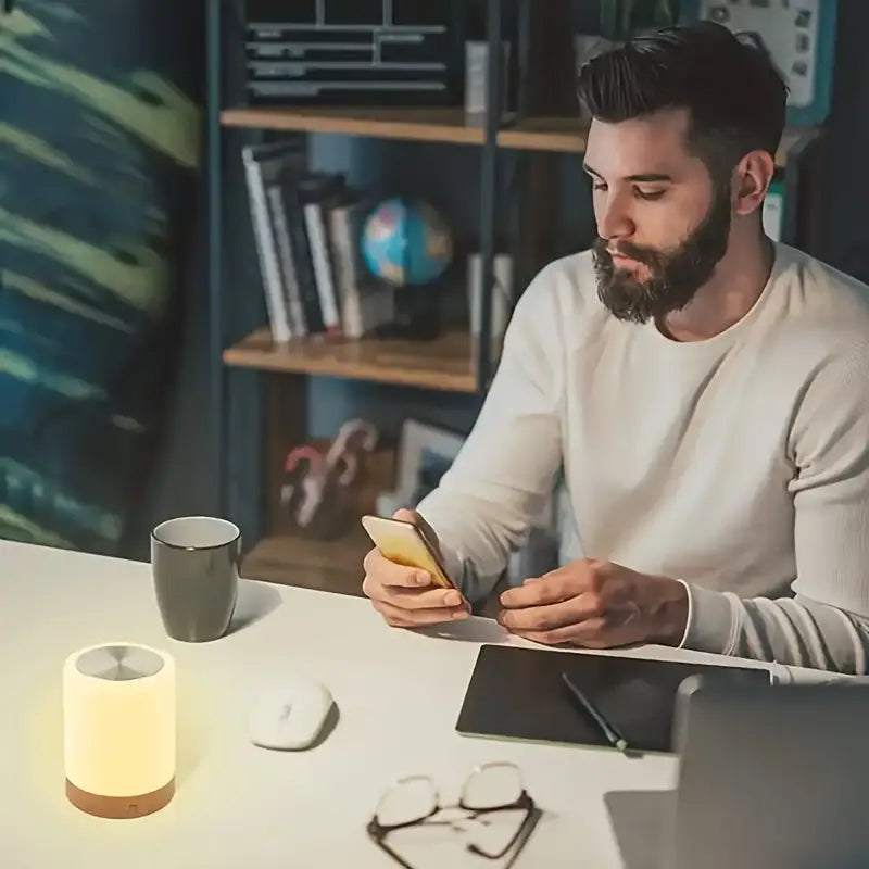 BowLift | Dimmable LED Night Light with Modern Design and Color Change