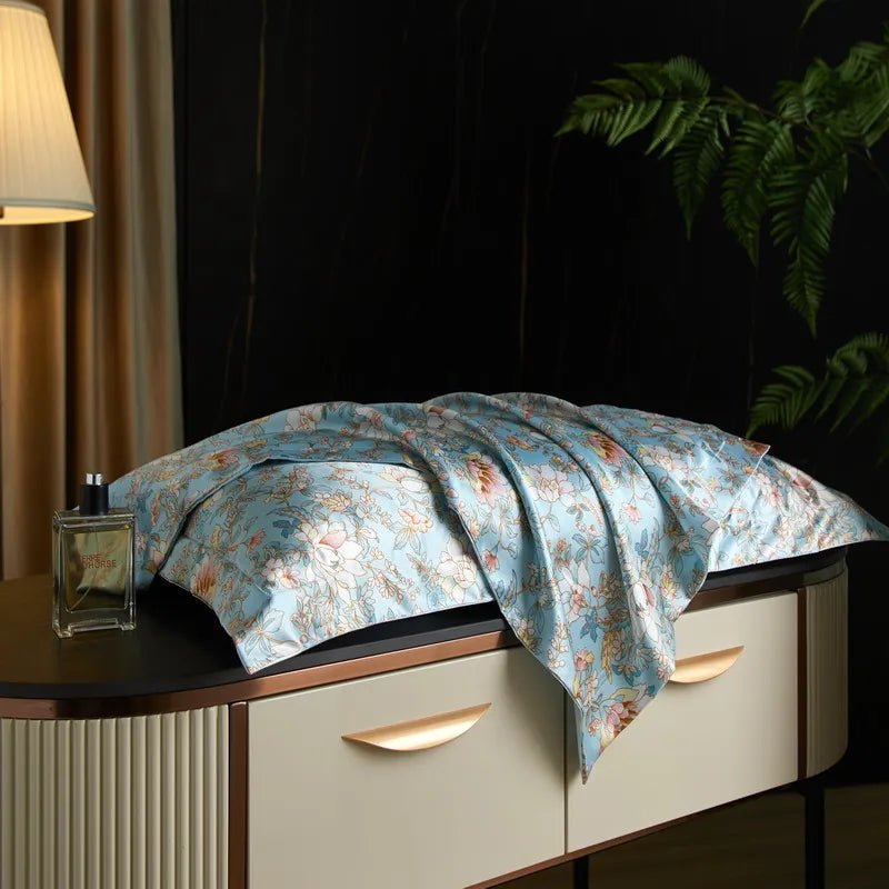 BowLift | Caressence – Mulberry Silk Pillowcase for Luxurious Sleep Comfort
