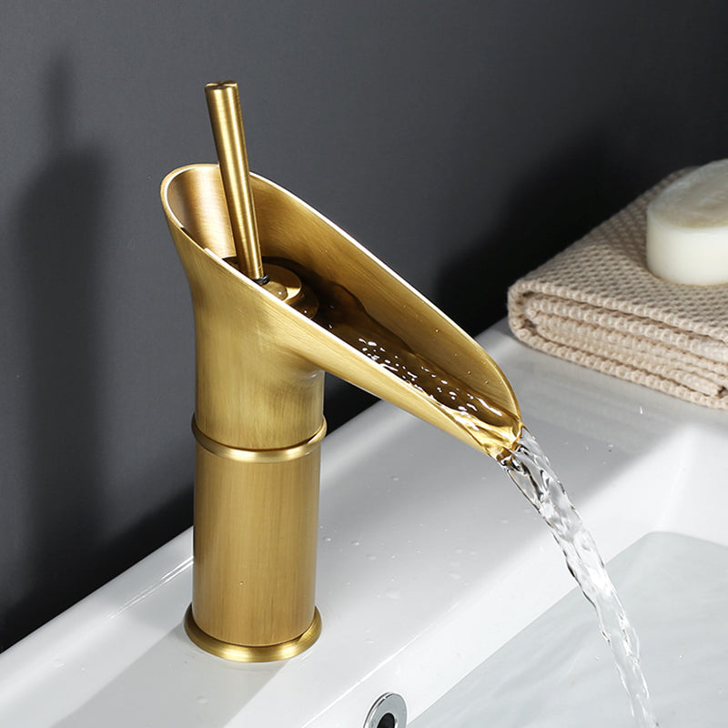 BowLift | CascadeFlow Luxe Waterfall Basin Mixer Tap