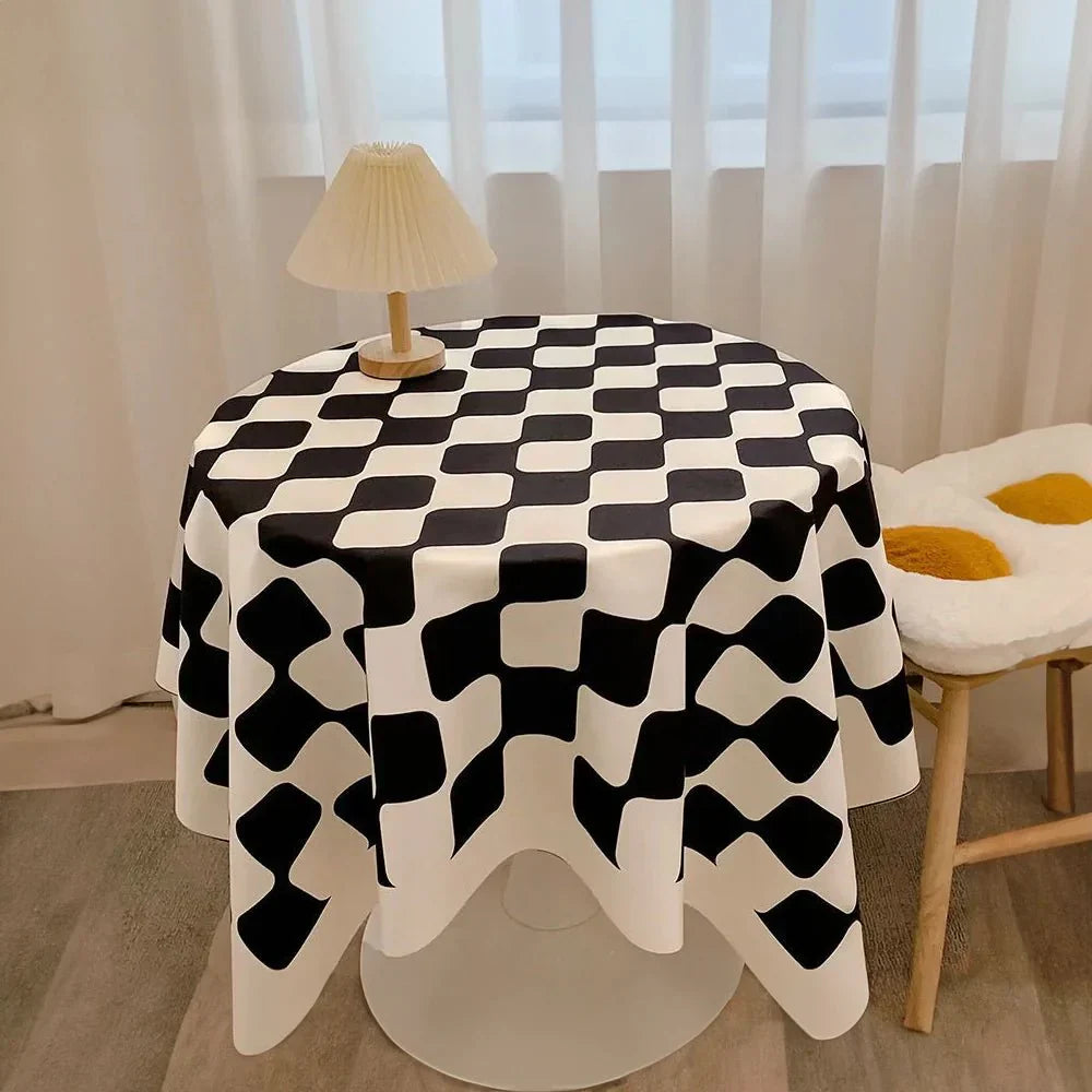BowLift | Round tablecloth made of cotton with check pattern