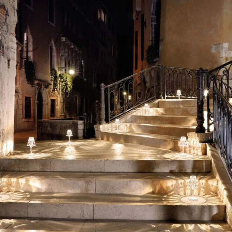 BowLift | Chic Table Lamp with Crystal Design - CrystalLuxe