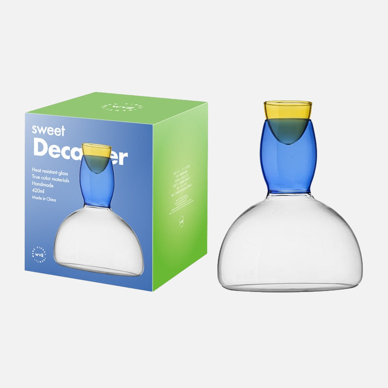 BowLift | Chalice and carafe made of colored glass by Phillips