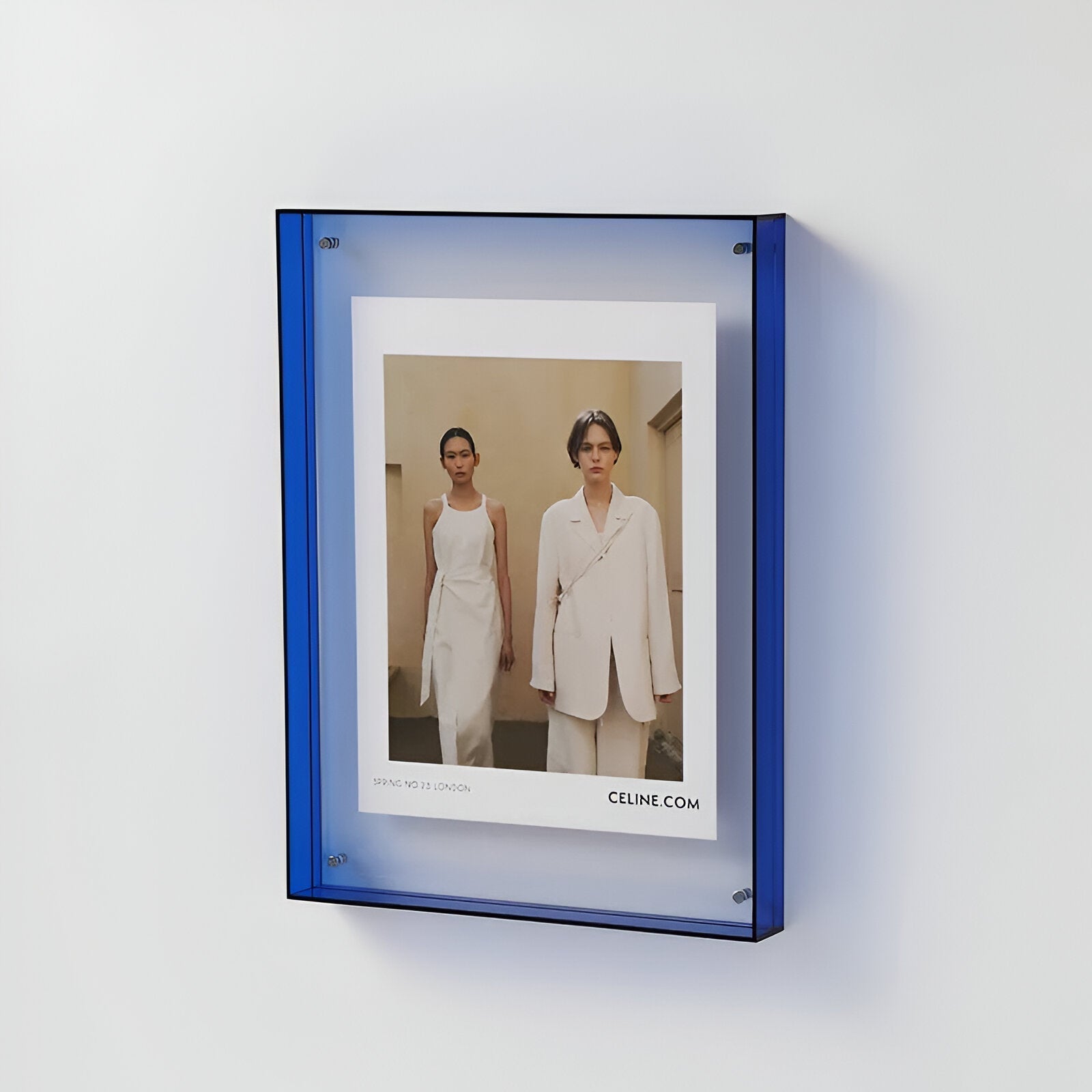 BowLift | Colored transparent acrylic frame for modern displays