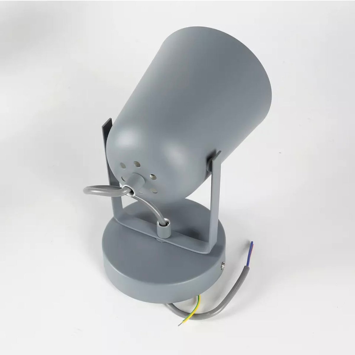 BowLift | CalmBeam - Sleek Bedroom Light