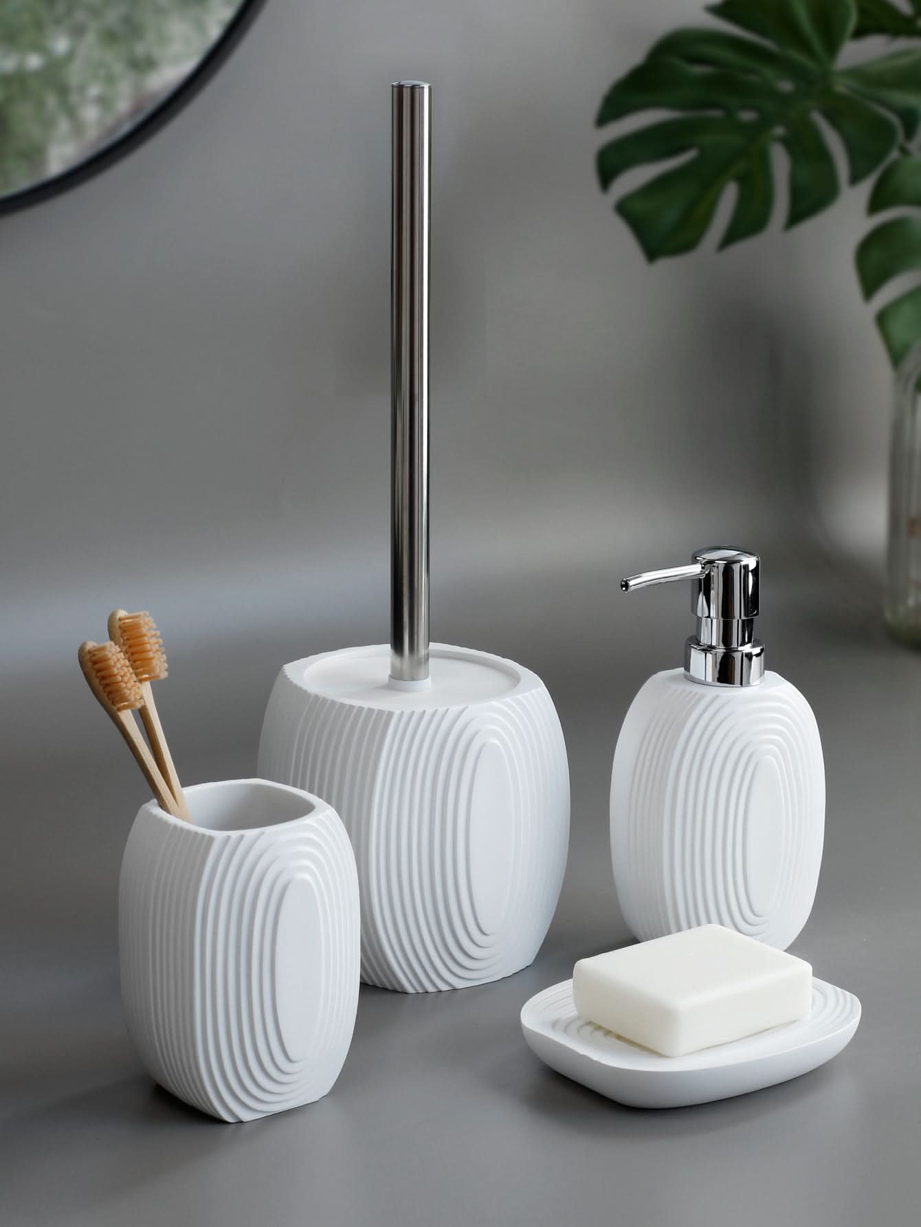BowLift | BathLux - 4-piece bathroom accessories set
